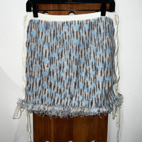 Pretty Little Thing Denim Space Dye Knit Lace Up Side Mini Skirt & Bandeau Top - Picture 10 of 16